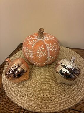 Hobby Lobby Orange Decorative Pumpkin and 2 Metallic Acorns